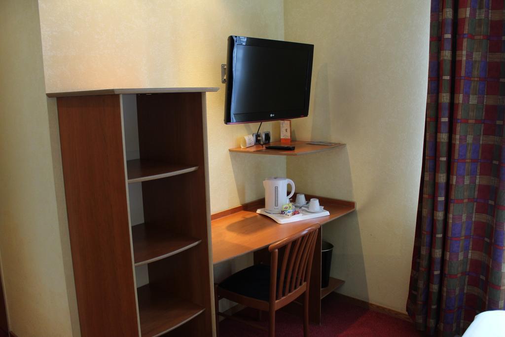 In Situ Hotel Валансьен Экстерьер фото